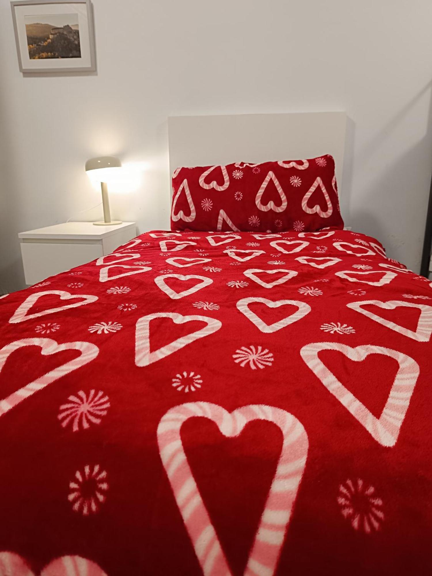 Hostel Latimoamericano Masculino Мадрид Екстериор снимка